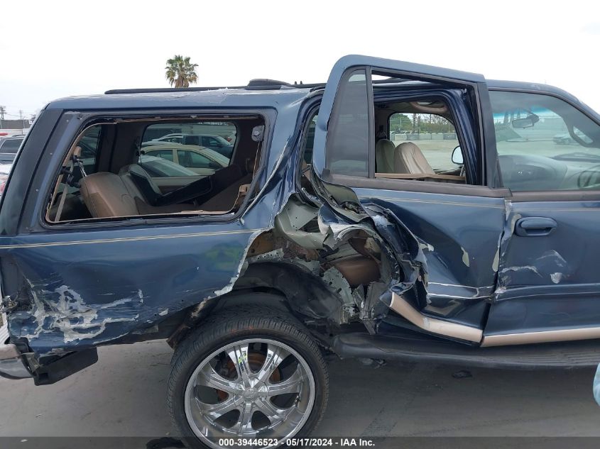 1999 Ford Expedition Eddie Bauer/Xlt VIN: 1FMPU18L4XLC03095 Lot: 39446523