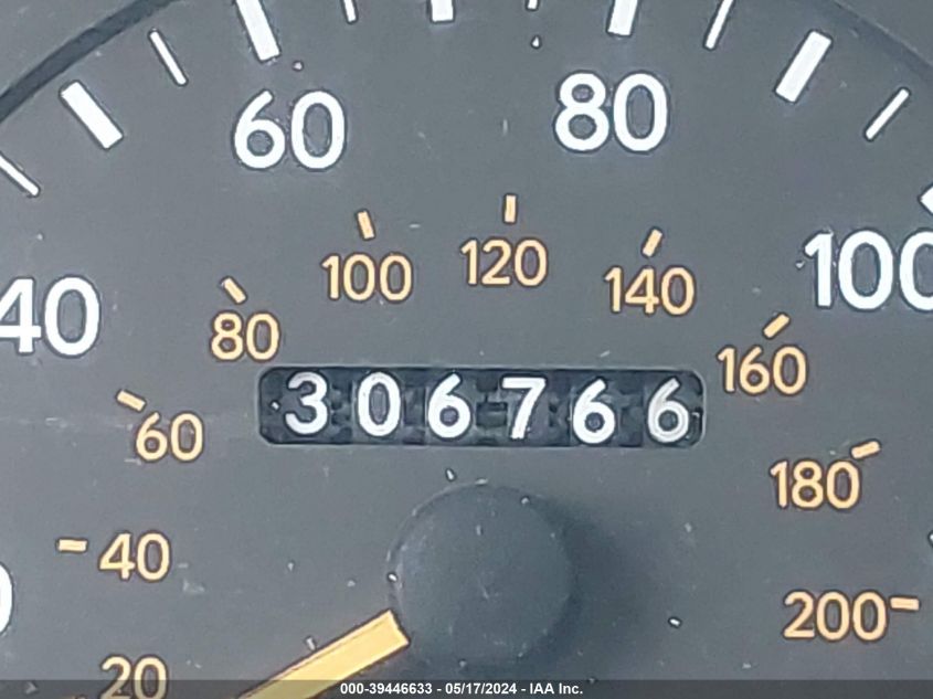 1997 Toyota Avalon Xl VIN: 4T1BF12B9VU175533 Lot: 39446633