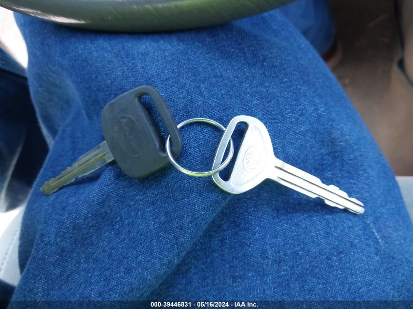 1993 Toyota Camry Le VIN: JT2SK12EXP0121512 Lot: 39446831