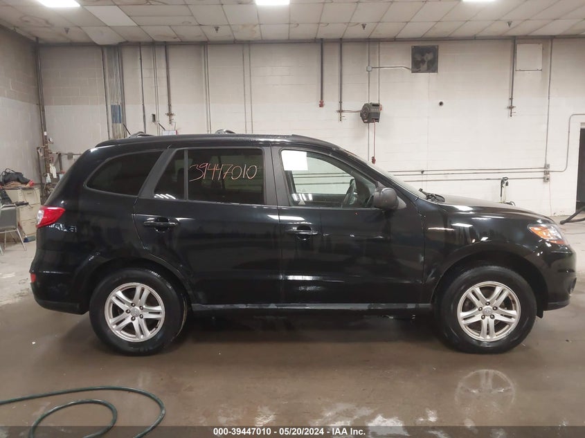 2010 Hyundai Santa Fe Gls VIN: 5NMSGDAB0AH363122 Lot: 39447010