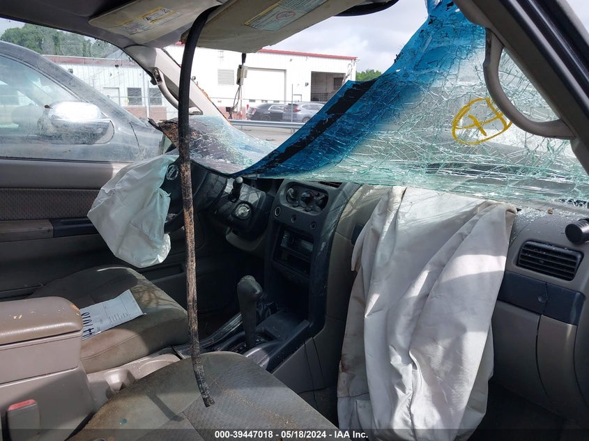 2004 Nissan Xterra Xe VIN: 5N1ED28Y94C615680 Lot: 39447018