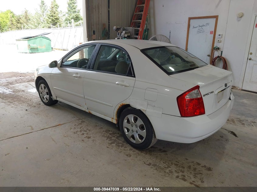 2004 Kia Spectra Ex/Lx VIN: KNAFE121745009758 Lot: 39447039