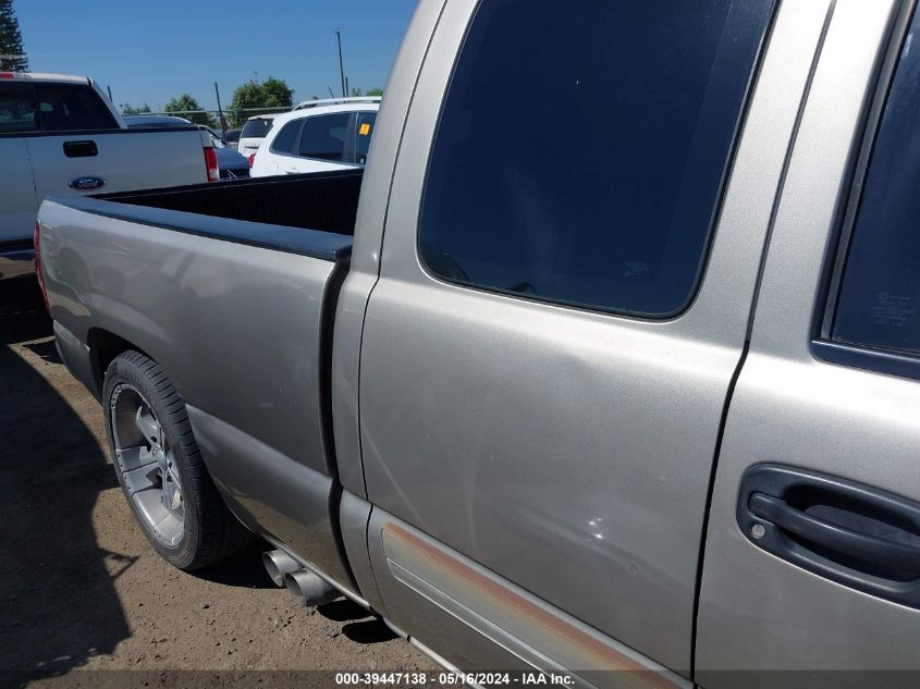 2003 Chevrolet Silverado 1500 Ls VIN: 2GCEC19V731104222 Lot: 39447138