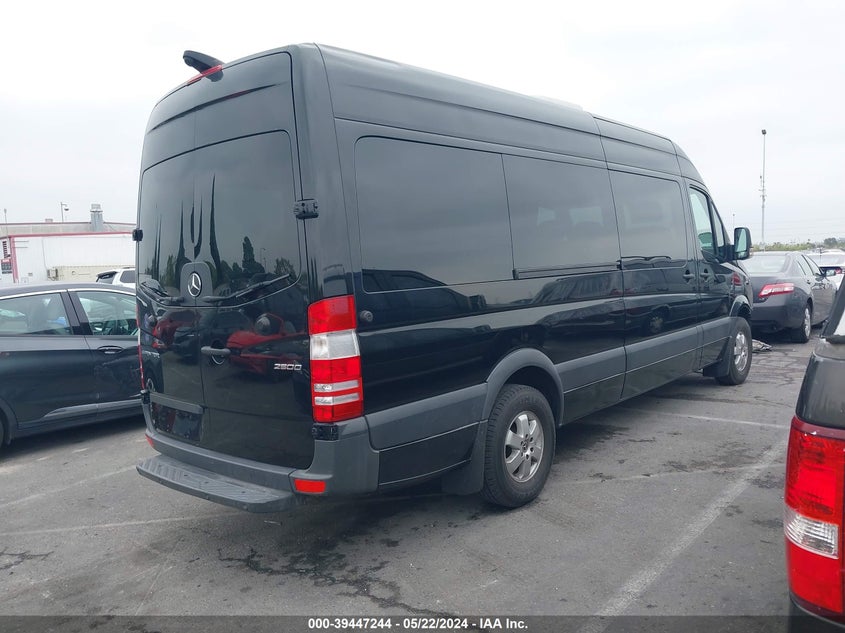 2018 MERCEDES-BENZ SPRINTER 2500 HIGH ROOF V6 - WDZPE8CD4JP648575