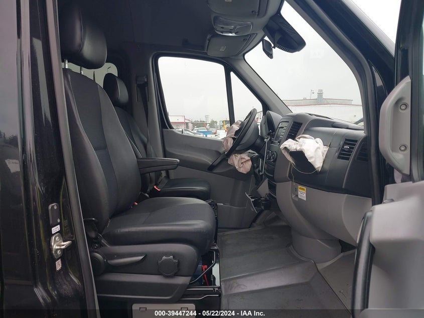 2018 MERCEDES-BENZ SPRINTER 2500 HIGH ROOF V6 - WDZPE8CD4JP648575