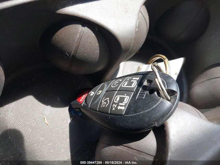 2014 Chrysler Town & Country Limited VIN: 2C4RC1GG8ER461709 Lot: 39447288