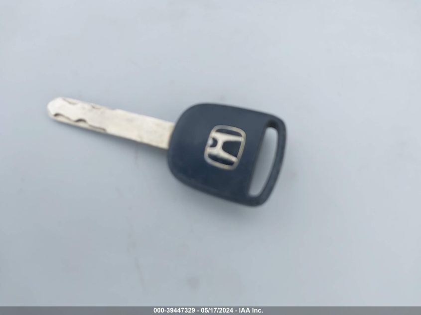 2004 Honda Cr-V Lx VIN: SHSRD784X4U249580 Lot: 39447329