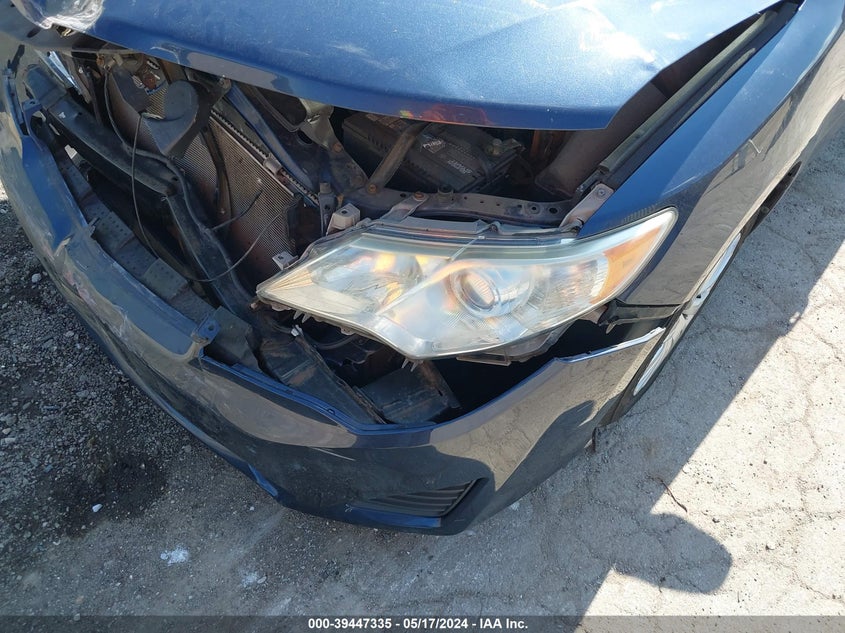 2014 Toyota Camry Le VIN: 4T4BF1FK4ER410114 Lot: 39447335