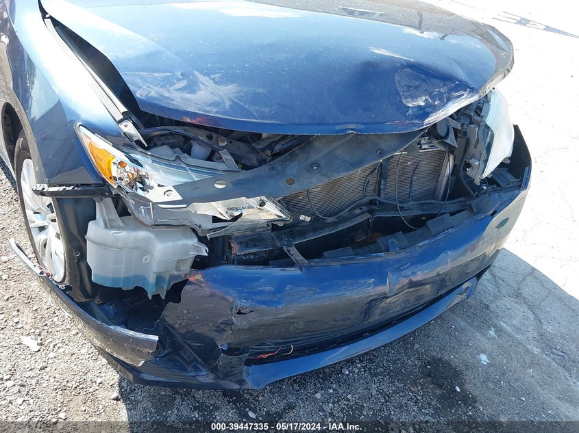 2014 Toyota Camry Le VIN: 4T4BF1FK4ER410114 Lot: 39447335