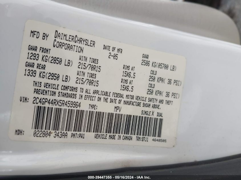 2005 Chrysler Town & Country Lx VIN: 2C4GP44RX5R459964 Lot: 39447355