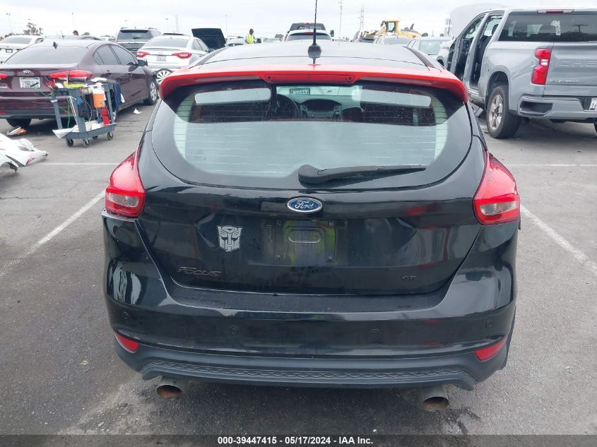 2016 Ford Focus Se VIN: 1FADP3K28GL258374 Lot: 39447415