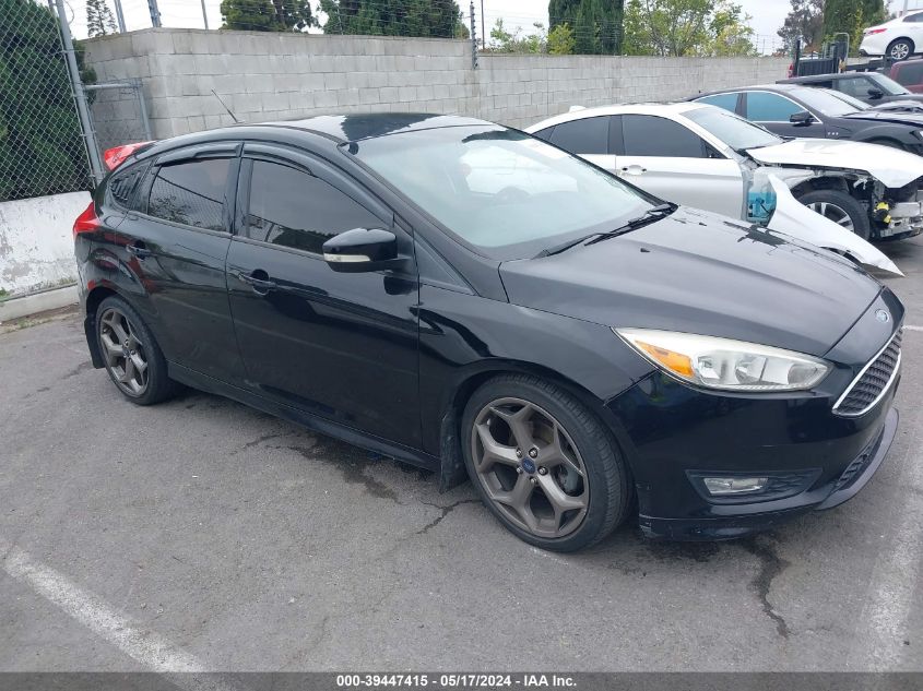 2016 FORD FOCUS SE - 1FADP3K28GL258374