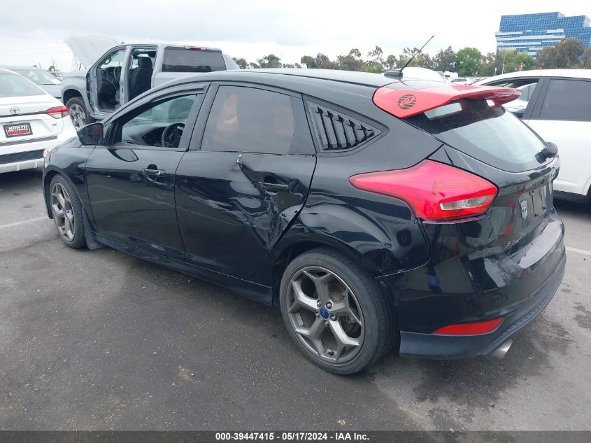 2016 Ford Focus Se VIN: 1FADP3K28GL258374 Lot: 39447415