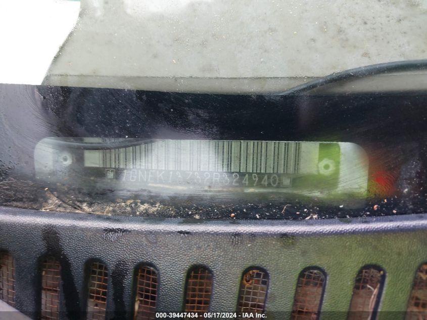 2002 Chevrolet Tahoe Z71 VIN: 1GNEK13Z32R324940 Lot: 39447434