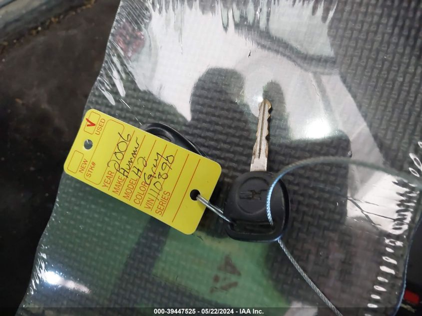 2006 Hummer H2 Sut VIN: 5GRGN22U96H110890 Lot: 39447525