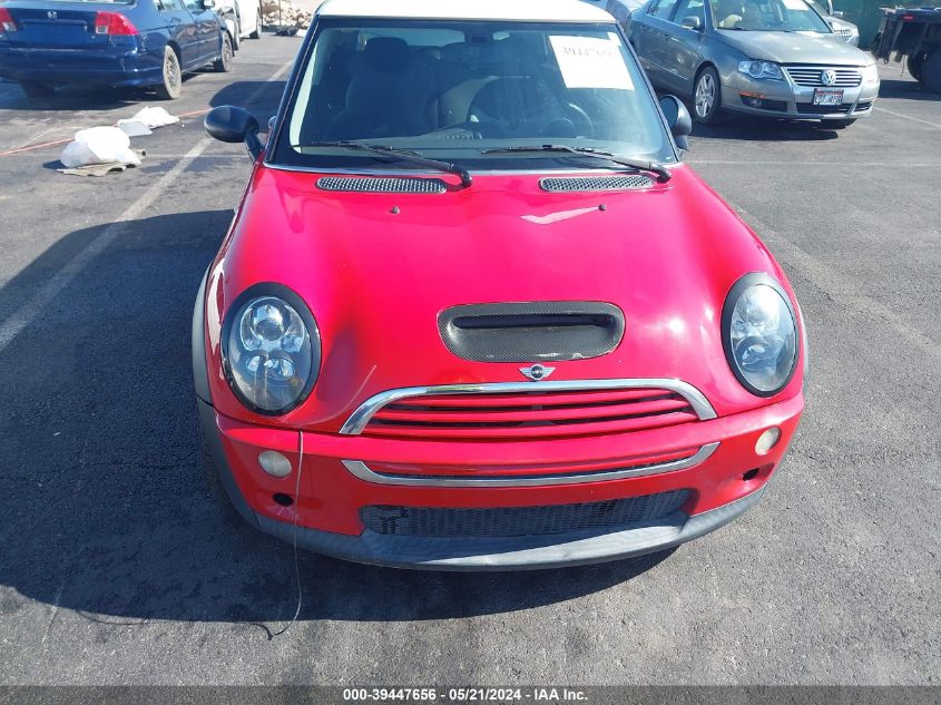 2005 Mini Cooper S VIN: WMWRE33525TL14138 Lot: 39447656