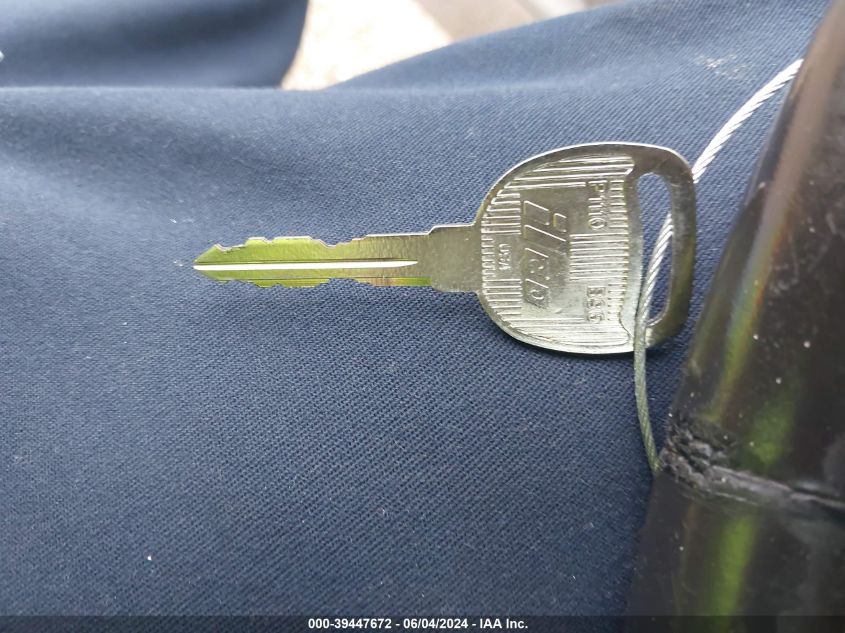 2005 Chevrolet Tahoe Ls VIN: 1GNEC13T05R218314 Lot: 39447672