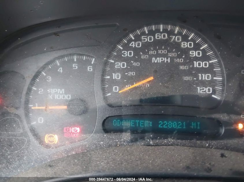 2005 Chevrolet Tahoe Ls VIN: 1GNEC13T05R218314 Lot: 39447672