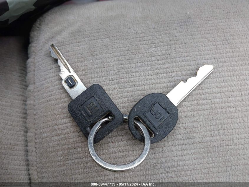 1995 Pontiac Firebird VIN: 2G2FS22S3S2206143 Lot: 39447739