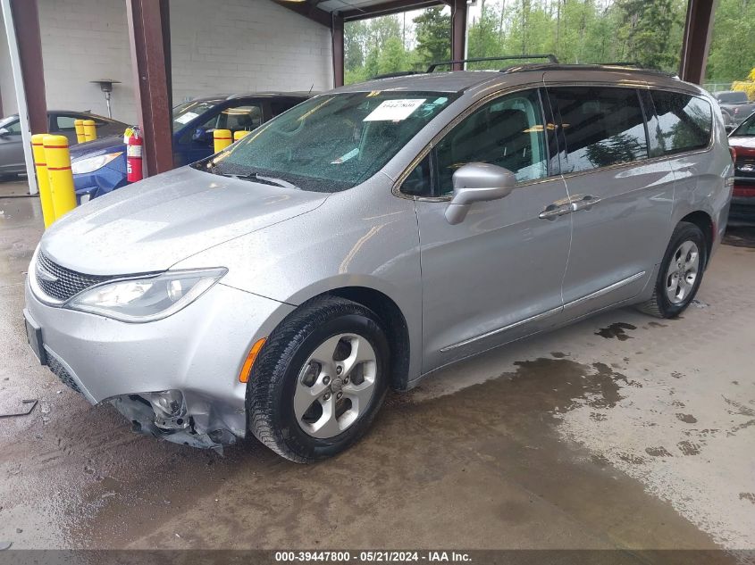 2017 Chrysler Pacifica Touring L Plus VIN: 2C4RC1EGXHR592115 Lot: 39447800