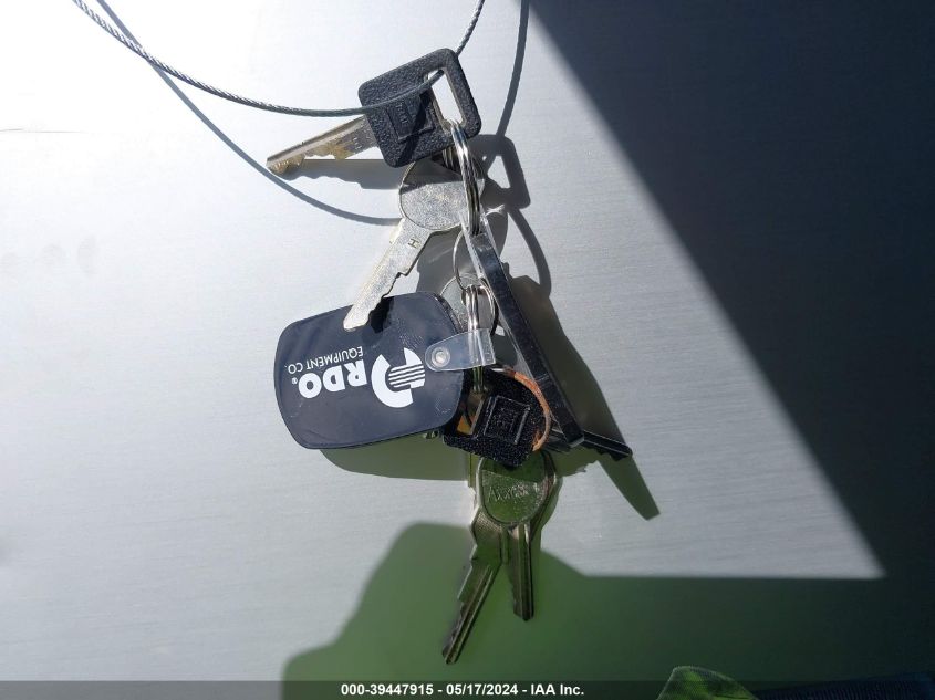 1991 Chevrolet Gmt-400 K2500 VIN: 2GCFK29K4M1221549 Lot: 39447915