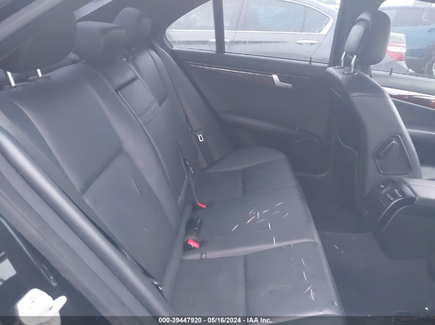 2014 Mercedes-Benz C 250 Luxury/Sport VIN: WDDGF4HB4EA961279 Lot: 39447920