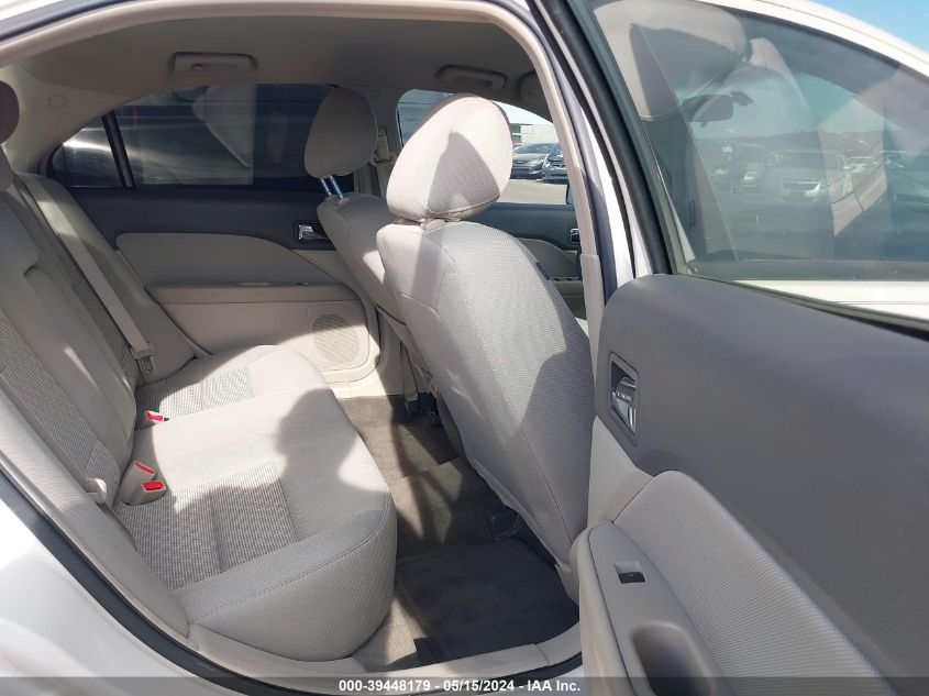 2011 Ford Fusion S VIN: 3FAHP0GA8BR256764 Lot: 39448179