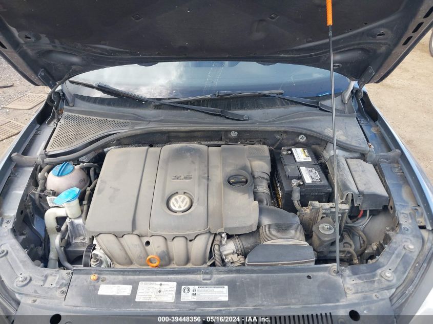 2012 Volkswagen Passat 2.5L Se VIN: 1VWBP7A33CC010558 Lot: 39448356
