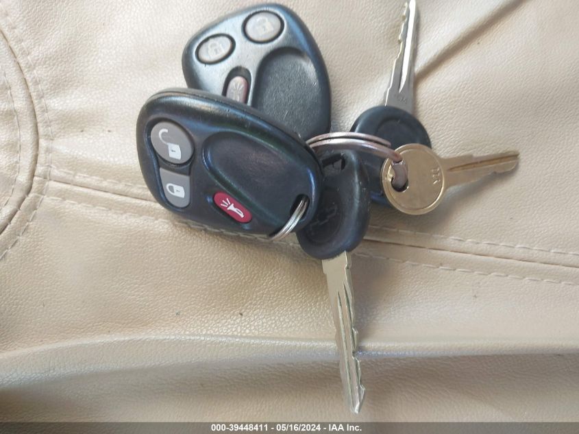 2004 Cadillac Srx VIN: 1GYEE637940152684 Lot: 39448411