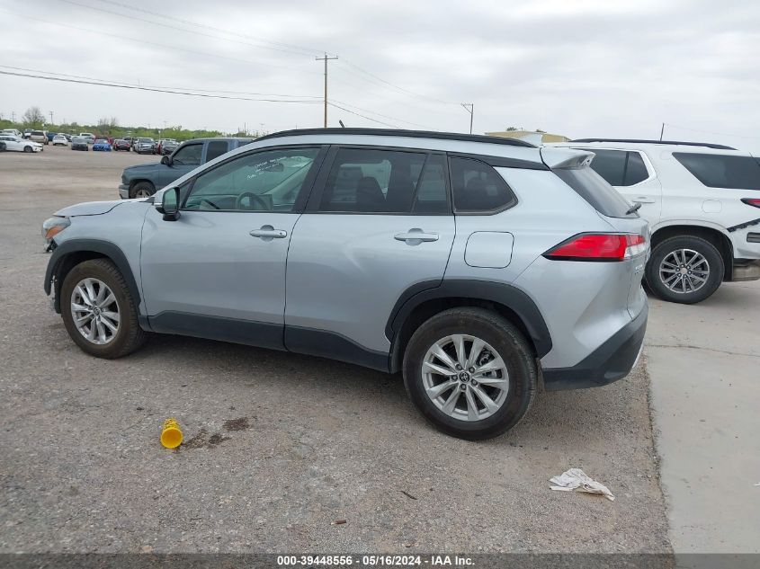2022 TOYOTA COROLLA CROSS LE - 7MUCAAAG4NV030155