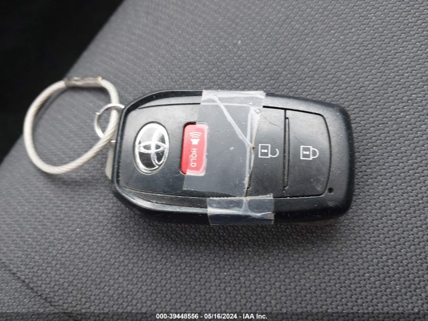 2022 TOYOTA COROLLA CROSS LE - 7MUCAAAG4NV030155