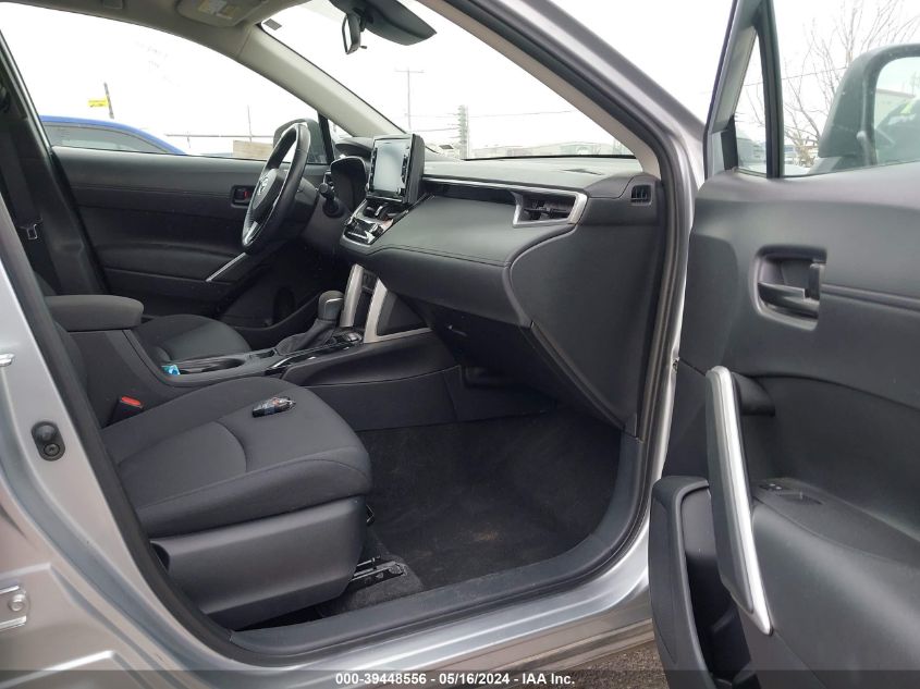2022 TOYOTA COROLLA CROSS LE - 7MUCAAAG4NV030155