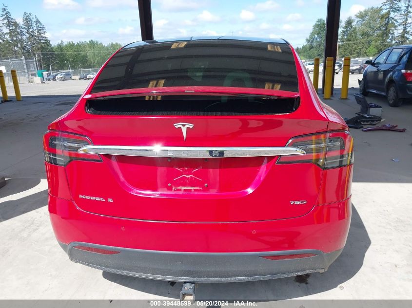 2018 Tesla Model X 100D/75D/P100D VIN: 5YJXCBE22JF127685 Lot: 39448599