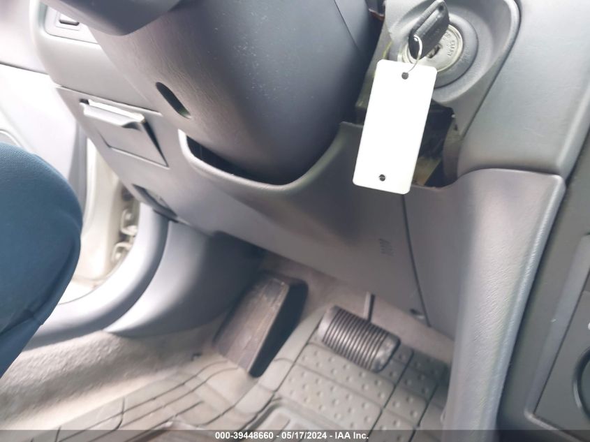 2000 Toyota Camry Ce VIN: 4T1BG22K1YU671384 Lot: 39448660