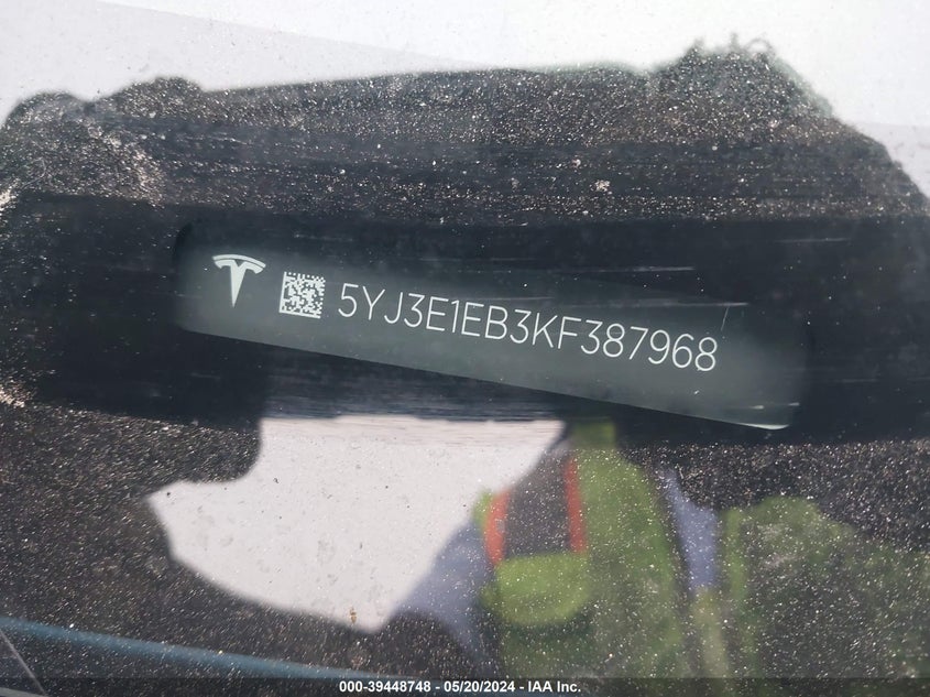 VIN 5YJ3E1EB3KF387968 2019 TESLA MODEL 3