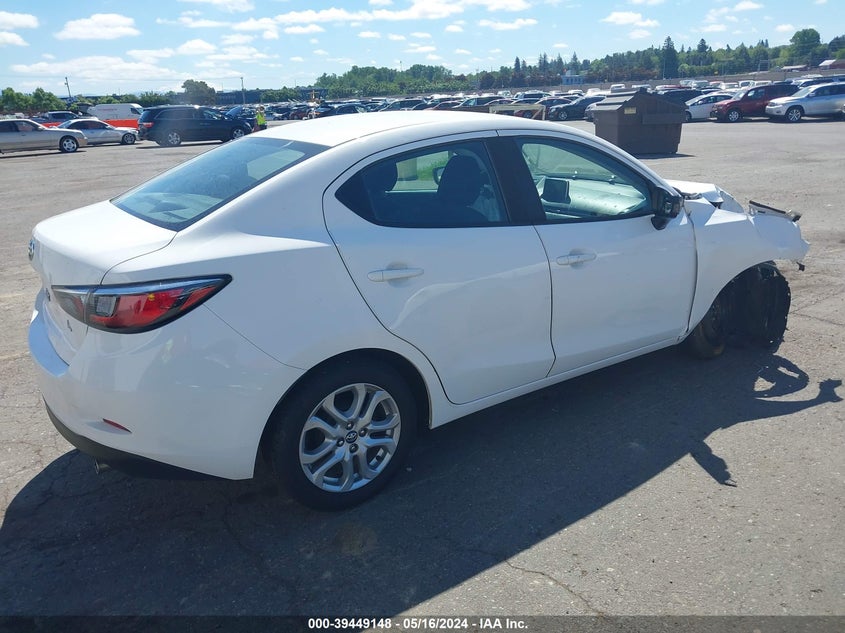 VIN 3MYDLBYV5HY181183 2017 TOYOTA YARIS IA
