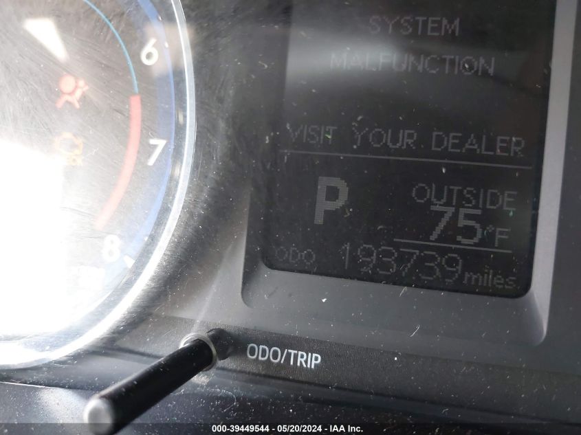 2017 Toyota Corolla Le VIN: 5YFBURHE5HP579294 Lot: 39449544