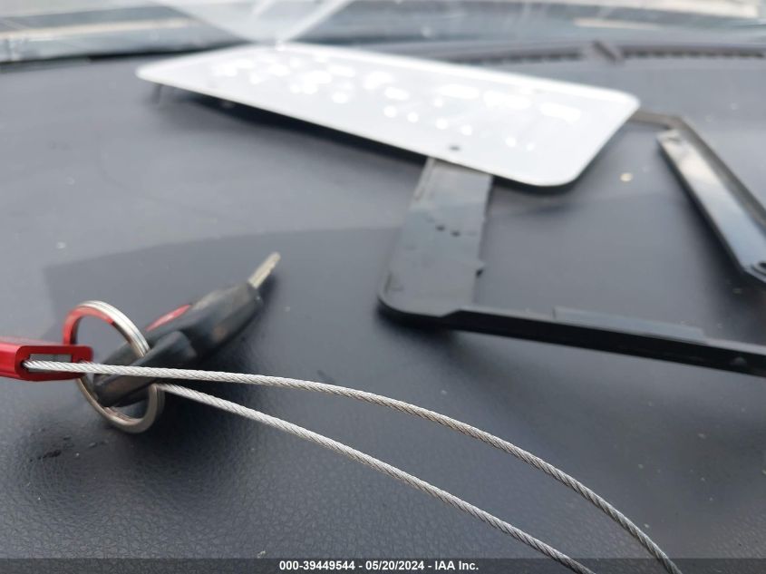 2017 Toyota Corolla Le VIN: 5YFBURHE5HP579294 Lot: 39449544