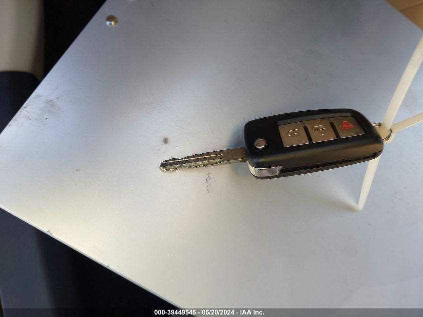 2017 Nissan Rogue S VIN: KNMAT2MT4HP585258 Lot: 39449545