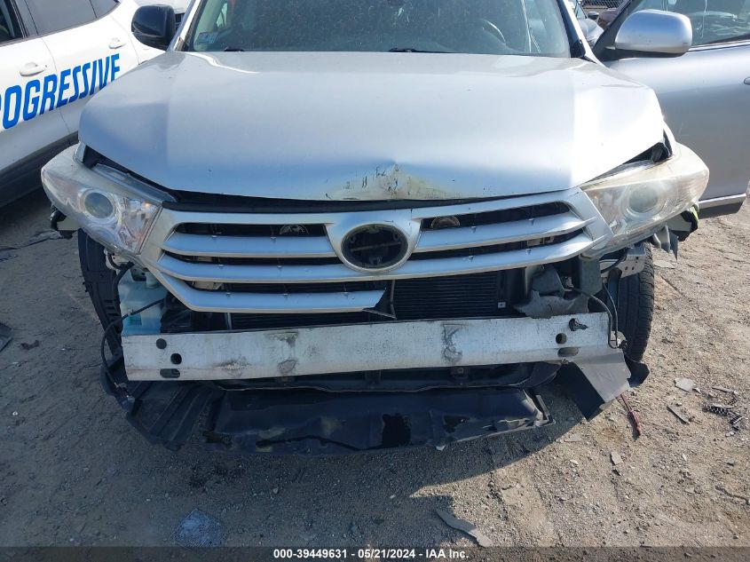 2013 Toyota Highlander Se V6 VIN: 5TDBK3EH4DS210462 Lot: 39449631