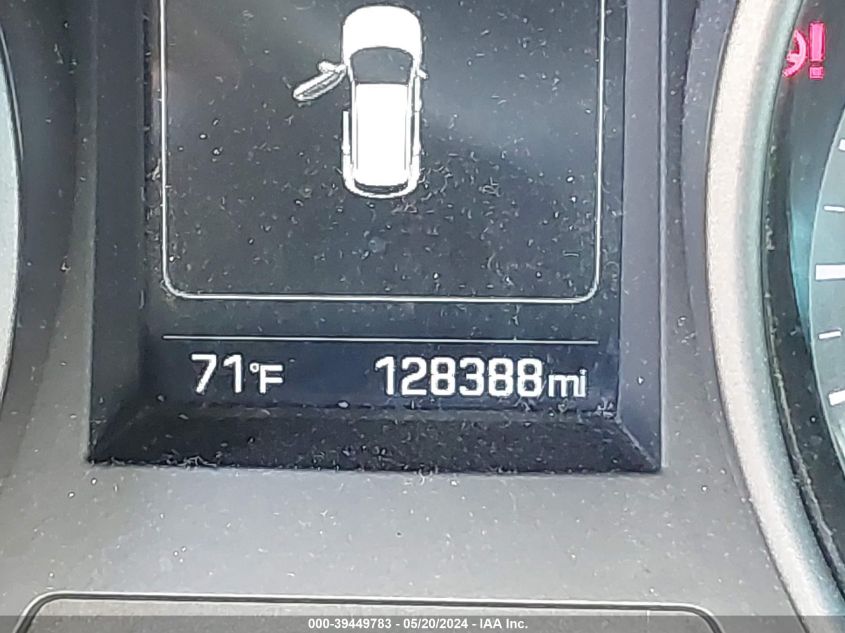 2017 Hyundai Santa Fe Sport 2.4L VIN: 5NMZT3LB3HH031204 Lot: 39449783