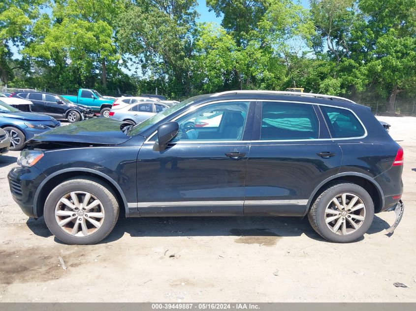 2014 Volkswagen Touareg 3.6L Sport VIN: WVGEF9BP0ED005309 Lot: 39449887