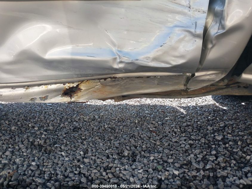 2005 Chevrolet Silverado 1500 Z71 VIN: 2GCEK13T851144743 Lot: 39450018