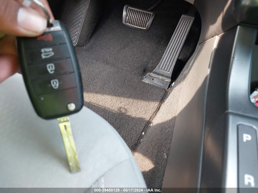 2015 Kia Optima Lx VIN: 5XXGM4A79FG366729 Lot: 39450129