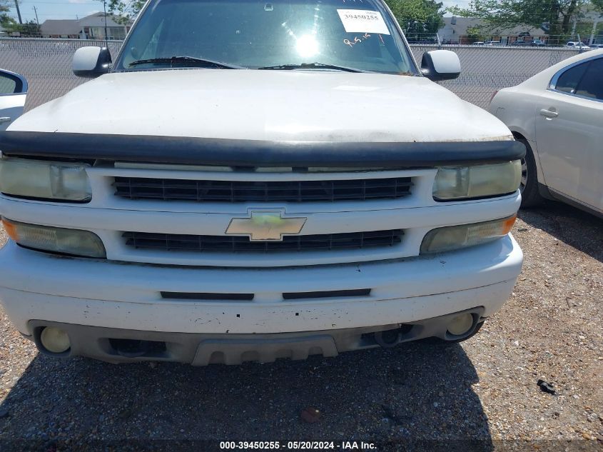 2004 Chevrolet Suburban 1500 Z71 VIN: 3GNFK16ZX4G233652 Lot: 39450255