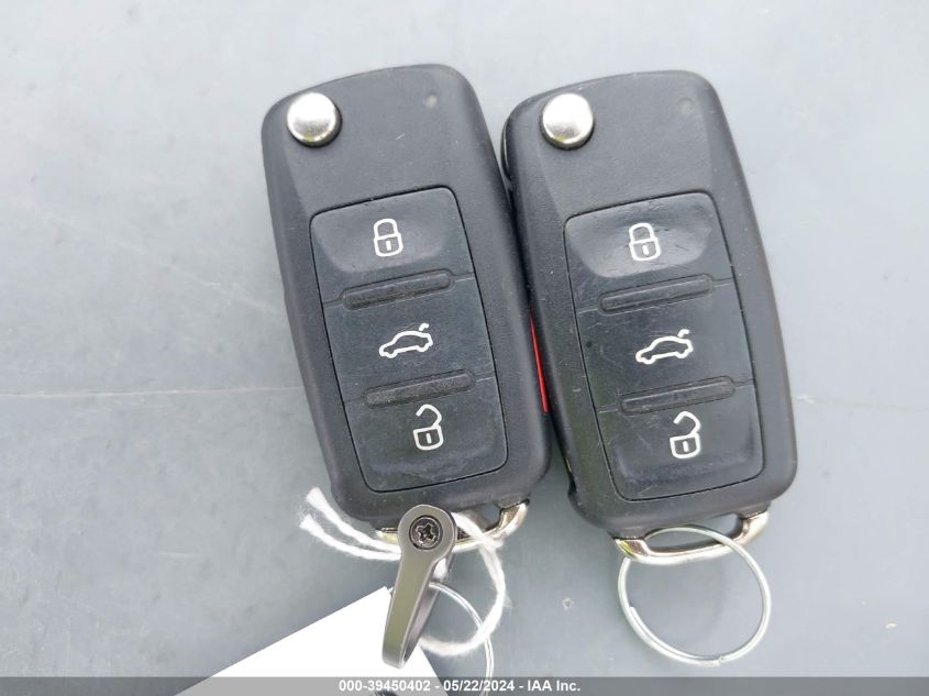 2014 Volkswagen Beetle 2.0L Tdi VIN: 3VWJL7ATXEM630025 Lot: 39450402