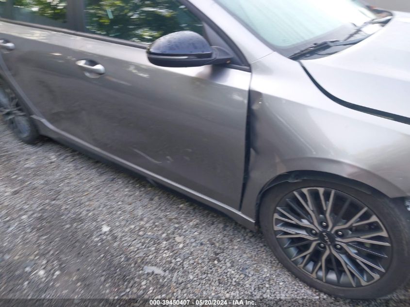 2023 Kia Forte Gt-Line VIN: 3KPF54AD7PE621872 Lot: 39450407