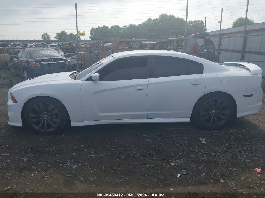 2013 Dodge Charger Srt8 VIN: 2C3CDXEJ5DH660634 Lot: 39450412