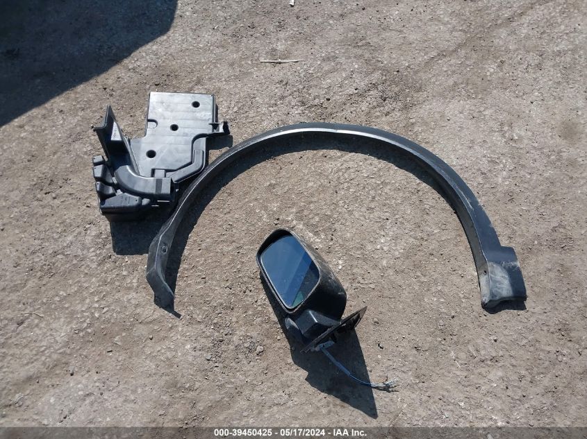 2017 Nissan Rogue Sport S VIN: JN1BJ1CR4HW135449 Lot: 39450425