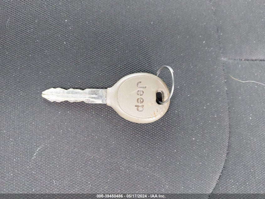 2017 JEEP WRANGLER UNLIMITED SPORT - 1C4BJWDG1HL743390